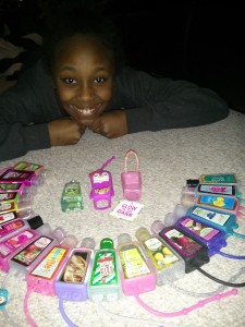 proud sissy with her hand sanis